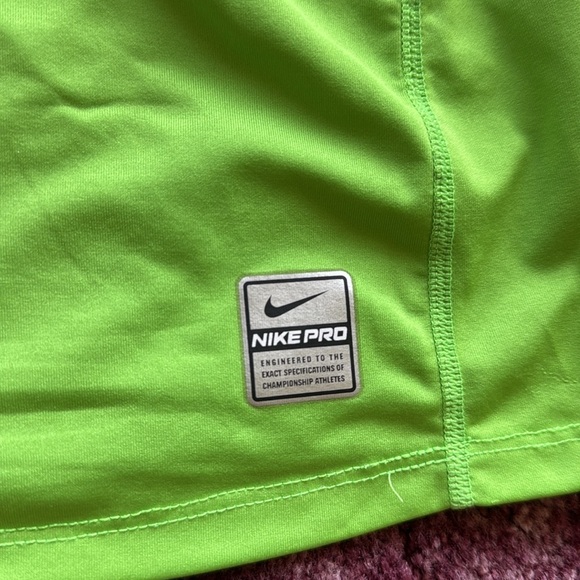 Nike Pro Lime Green NikeFit Fitted Performance Tee size M - Picture 8 of 10
